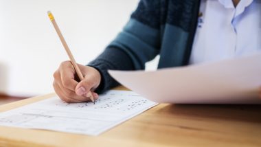 Uczeń piszący egzamin